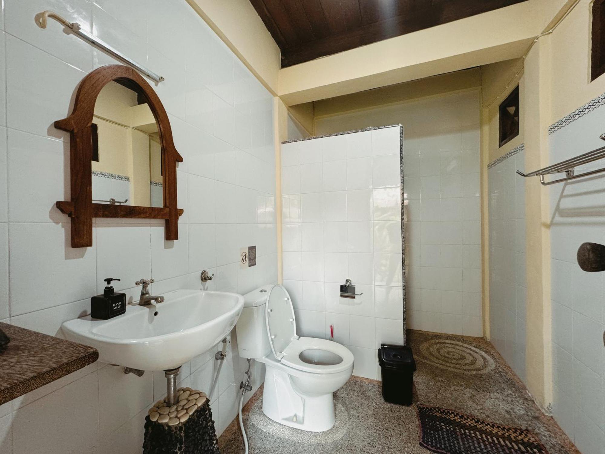 Sasak Experience Hotell Kuta  Exteriör bild