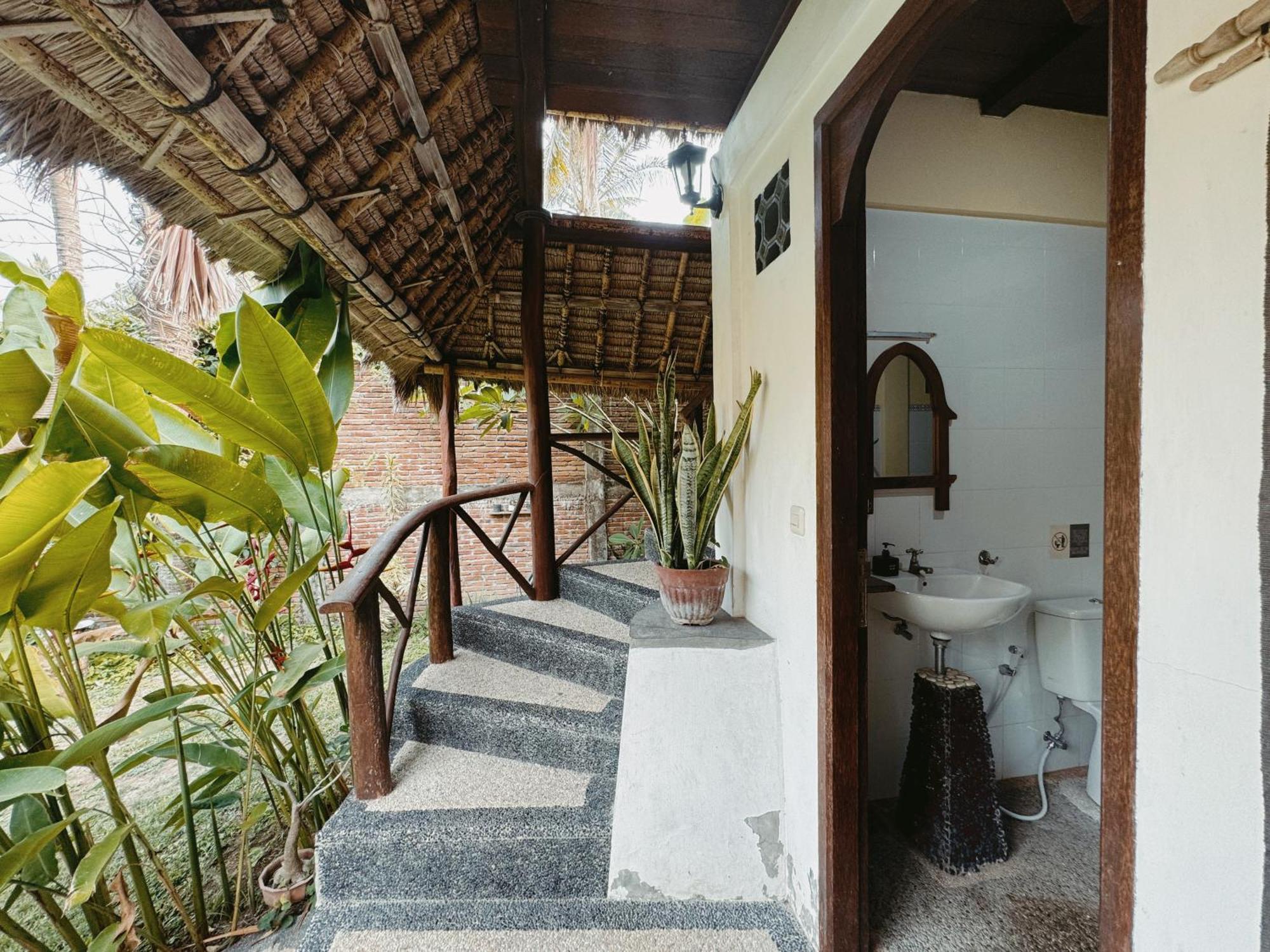 Sasak Experience Hotell Kuta  Exteriör bild